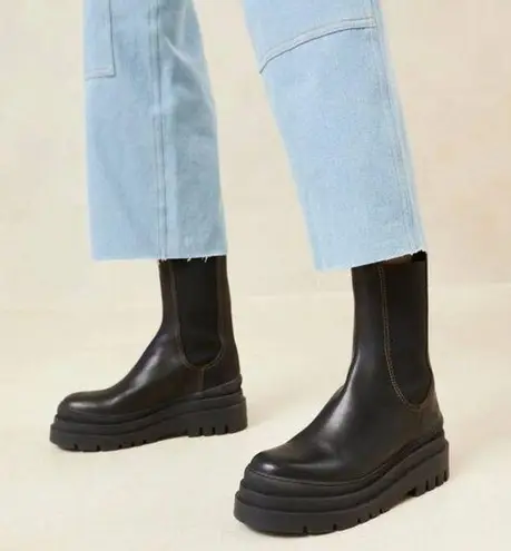 Loeffler Randall Carlota Pull On Chelsea Boots in Black, Size 6.5 New in Box