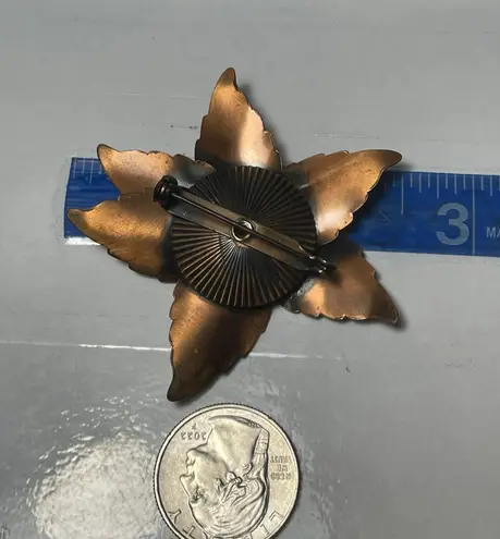 Textured 5 Leaf Copper Brooch