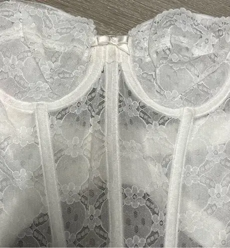 American Vintage vintage white lace corset by gelmart size 32A Y2K/2000s new with tags