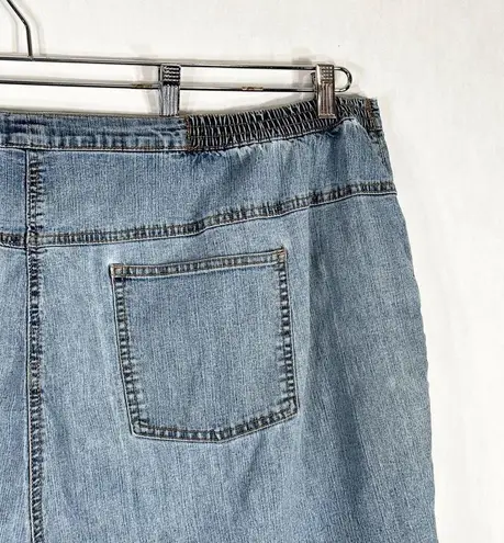 Liz & Me Catherines Plus Sz 26W Denim Shorts Jeans Light Blue Elastic Waist 1180