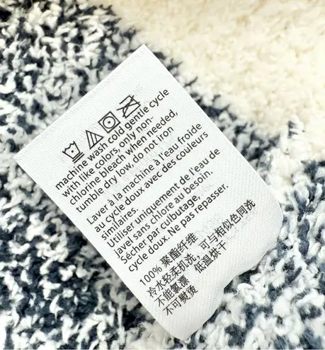 Barefoot Dreams Cozy Chic Seaside Crew Neck Fair Isle Sweater Cream Black Sz M