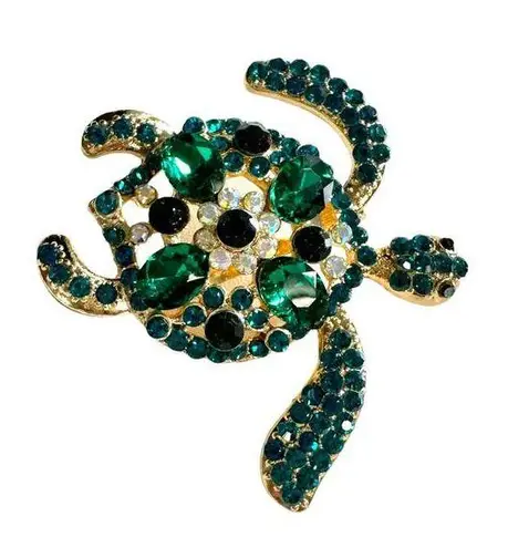 American Vintage Sea Turtle Brooch Green And Black Stones 2 inches x 2 inches