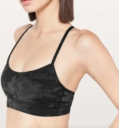 Lululemon  Flow Y Bra Nulu, Incognito Camo Multi Gray Sports Bra