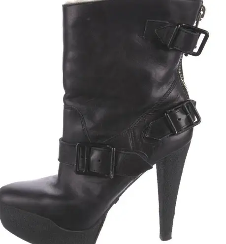 Burberry  Biker Shearling Lined Ankle Boot In Black Size 8.5