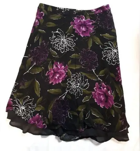 Jones Wear Studio black floral skirt
