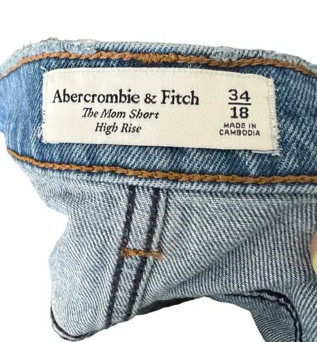 Abercrombie & Fitch The Mom Short High Rise