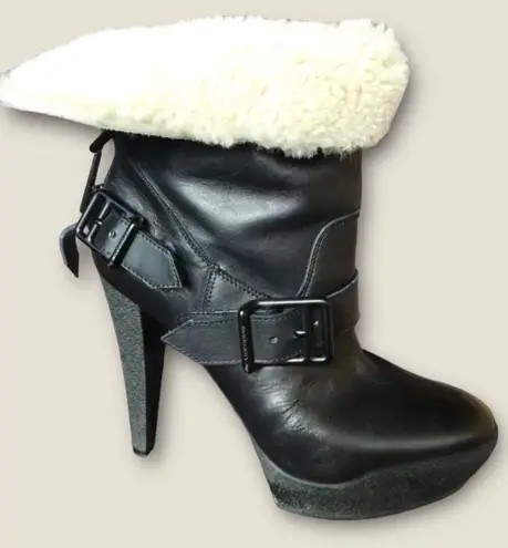 Burberry  Biker Shearling Lined Ankle Boot In Black Size 8.5