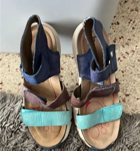 Biónica leather Sandals Velcro straps size 7 Blue
