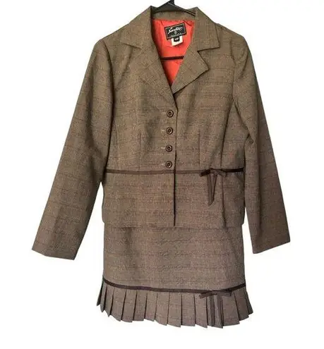 Sweet Suit Petite Women's Coffee Brown 2 Piece Skirt Set. Size 10P