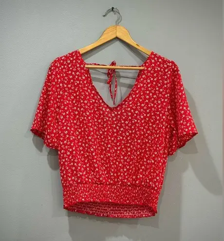 Nine Britton Red Floral Tie Neck Blouse Size L EUC