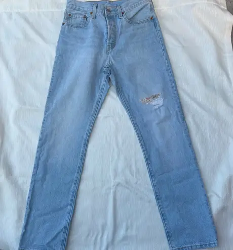 Levi's  501 150th Anniversary Edition Light Wash Distressed Denim‎ Jeans W27 L30