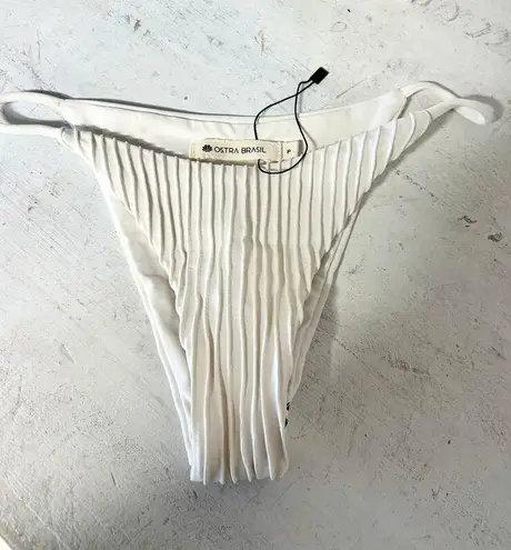 NWT Ostra Brasil Pleated Shell Bikini Top & Nervura Bikini Bottom Off