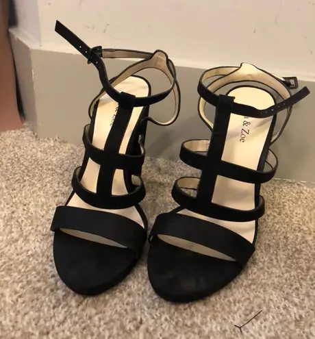 Eva & Zoe Black Chunky Heels