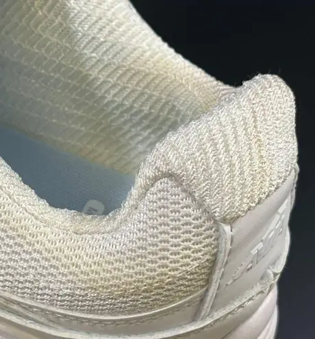 Avia Women's White Shoes/Sneakers Size 8W SKU 4922