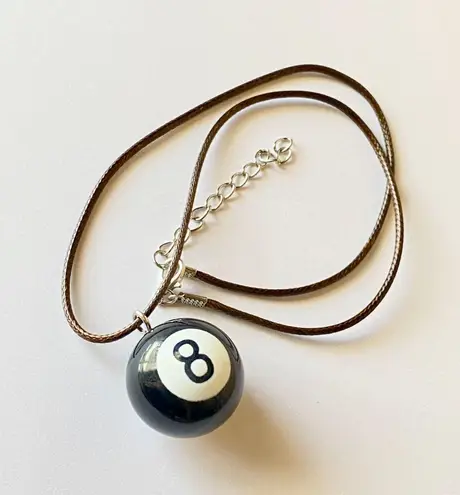 Handmade big 8 ball y2k grunge funky unisex simple brown necklace🎲8️⃣🖤