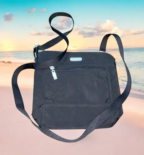 Baggallini Crossbody Shoulder Bag Purse Pockets Travel Carry On Handbag Holiday