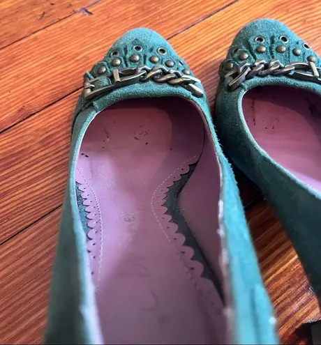 C. Banner Emerald Green Suede Heels Hardware Detailing Size 5