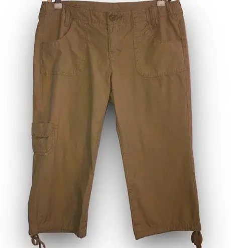 Lucky Brand Y2K  low rise cargo capris khaki cropped pants Women’s 8/29