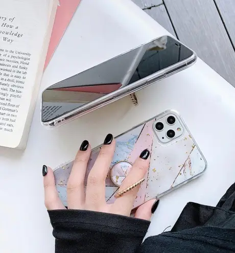 iPhone XR glitter case with hand holder