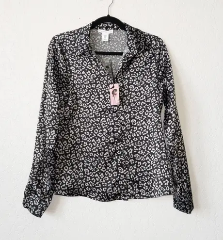 Sincerely Jules New Gray Leopard Print Satin Button Down Size Medium