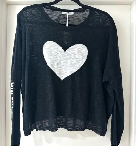 StitchDrop Black Lightweight “Love is in the Air” Heart Sweater, Size Large