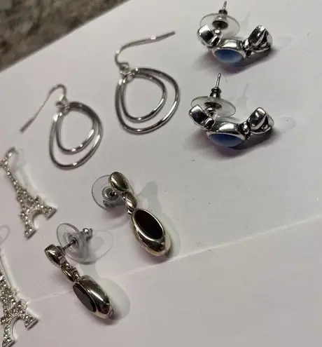 Lot Of 4 Costume Jewelry Pierced Earrings Mostly Dangle Mix