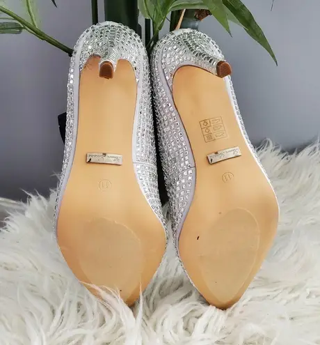 Lauren Lorraine Silver Rhinestone Embellished Pointed Toe Pumps 11