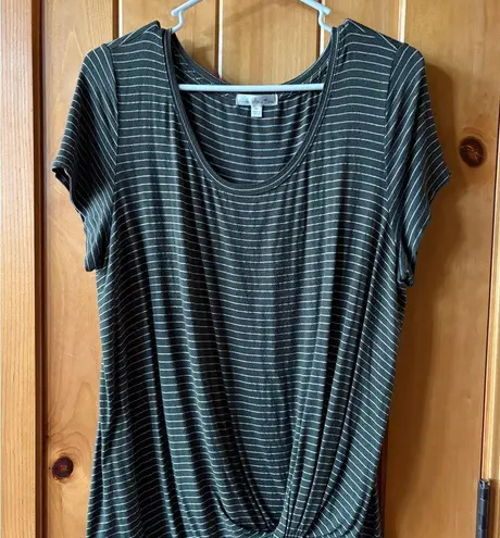 Nine Britton Women's Olive Green and White Striped Knot Front Tee Shirt XL
