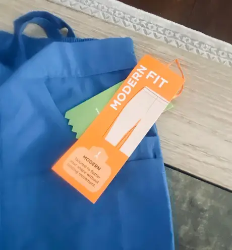 Landau Essentials Scrub Pants for Women: 9 Pockets, Modern Tailored Fit, Drawstring / Elastic Waist, Straight Leg 8380 Blue Size XXS