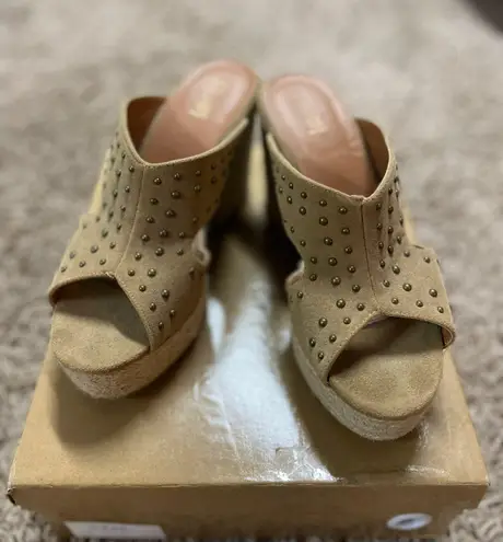Mi Im Espadrille Wedges Tan Size 8.5