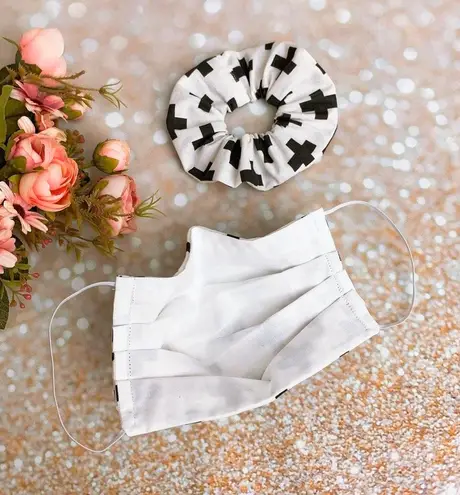 100% premium cotton black and white face mask and scrunchy. Washable and reusable. Cross print face mask and Scrunchie Multiple - Image 4