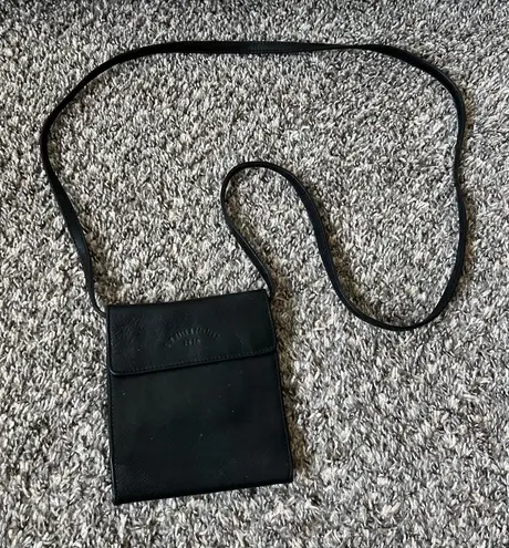 G.H. Bass‎ & Company Black Leather Wallet Crossbody Purse