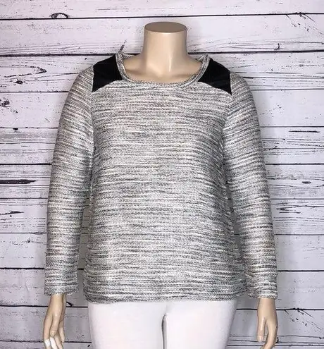 Lane Bryant  NWT Size 14/16 Faux Leather Trim Exposed Zipper Sweater Top