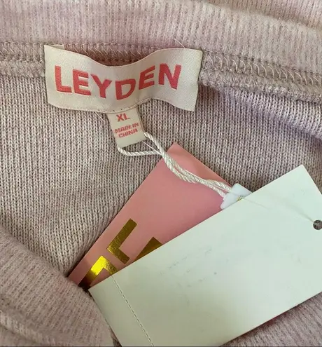 Leyden Ruffle Sleeve Sweater in Pink Size XL NWT