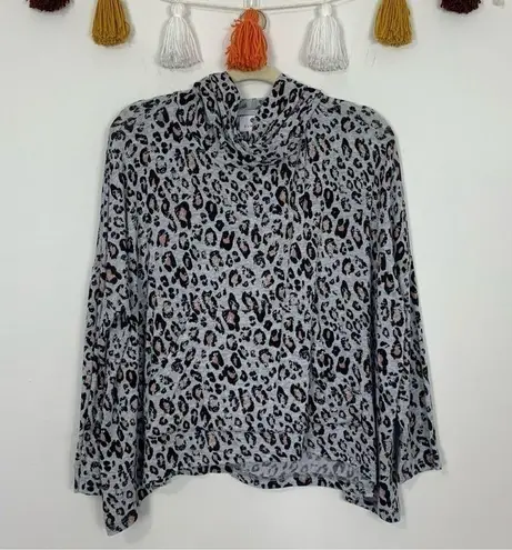 Sundry Draped Gray Leopard Print Hoodie Size Small