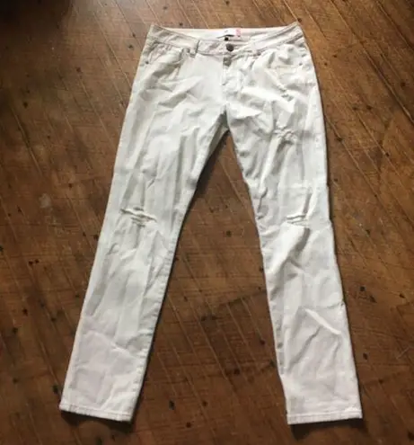 CAbi  white slim boyfriend size 8 jeans