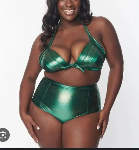 Unique Vintage swim hot pants in Gold