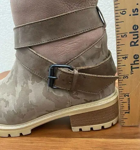 ROSS & SNOW “Emilina” Weatherproof Shearling Camo Moto Ankle Boots Size 6