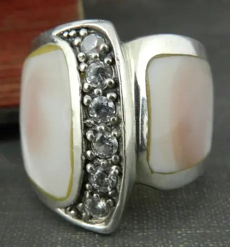 Sterling silver Mother of Pearl inlay ring signed CFJ Size 8