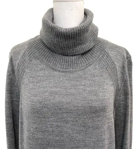 Lululemon  100% Merino Wool Turtleneck Kangaroo Pocket Thumbholes Gray size 6