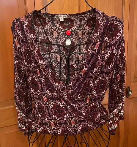 About A Girl πππBOGOHO πππFloral Wrap Top - Purple and Red-Medium - Image 1