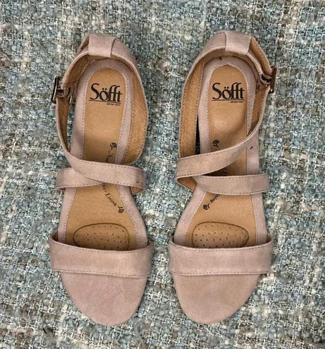 Soft Innis Strappy Wedge Heeled Sandals in Baywater Suede Size undefined