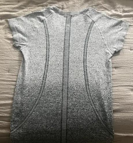 Lululemon Swiftly Tech Short Sleeve