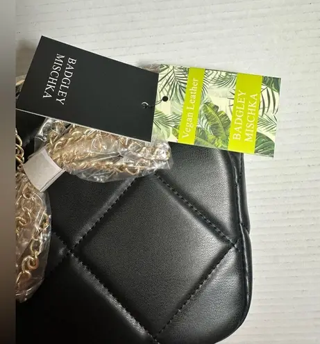 Badgley Mischka Small Bag Women’s Black Chain Crossbody Quilt Vegan Leather New