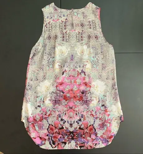 Violet+Claire Abstract Rose Sleeveless Blouse