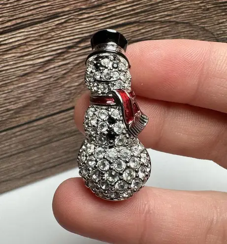 Swavorski Swarovski Crystal Snowman Brooch Pin Clear Pave Crystals Red & Black Enamel