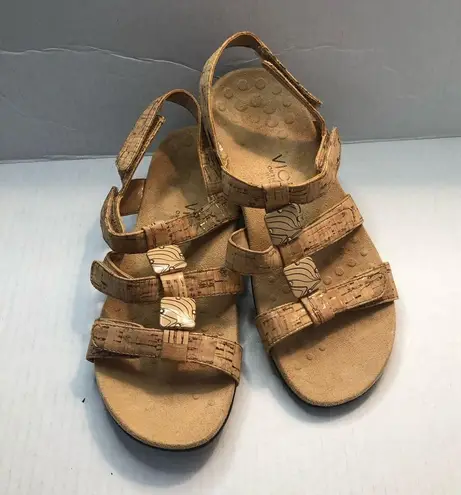 Vionic Sandals Amber Sandal Adjustable in Gold Cork w/ Beads Size 6 EUC
