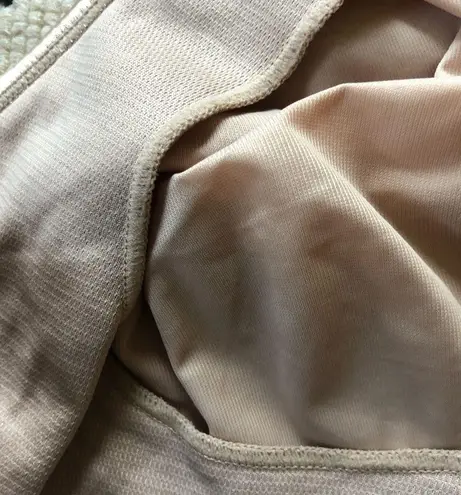 Breezies Full Coverage Satin Trim Wirefree Bra Women's Warm 36C Style# A294620 Size undefined