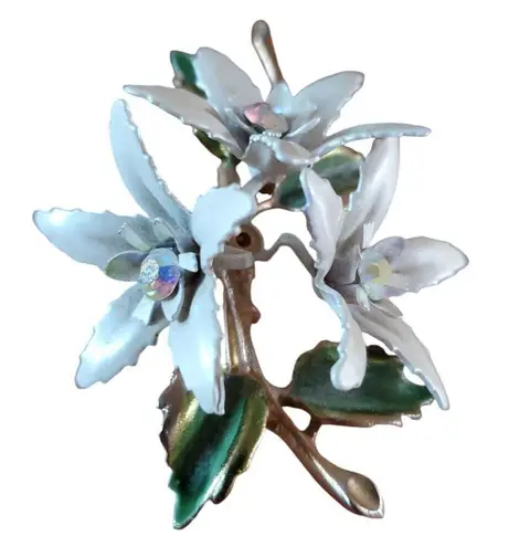 Vintage White Enamel Flower Bouquet Brooch Pin Gold Tone Cluster 3D Floral 3"
