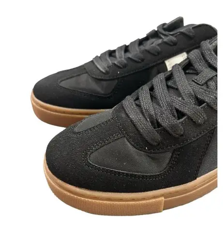 Cushionare Cushionaire Bailey Black/White Sneakers Size 8.5 Casual Comfort Foam